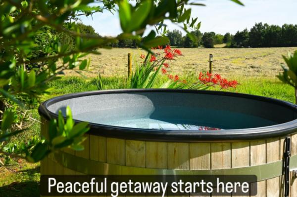 “✨ Calling all lovebirds! ✨ Ready to escape the city hustle for a dreamy romantic retreat? 🏕️💖 Picture this: an off-grid cabin with a hot tub, a cozy wood-burning stove, and stunning views by the lake. It’s the perfect Saturday getaway! 🌅🛁 Click the link in our bio to book your unforgettable escape! 💕 #Getaway #RomanticRetreat #OffGridLiving #HotTubHeaven #NatureLovers #Airbnb #WeekendVibes”
