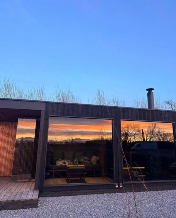 🌅🔥Sunset views from the sauna 🌅🔥
Warmth, stillness and the day slowly fading away. Few things compare to watching the sun set from the comfort of your sauna time feels softer, quieter and exactly as it should be.
With Kirami UK, outdoor wellness is designed to be experienced in moments like this.
How good does that look?
#SunsetSauna #NordicWellness #OutdoorLiving #SaunaViews #KiramiUK #SlowLiving 🧖♂️🌿 🌅🔥Sunset views from the sauna 🌅🔥
Warmth, stillness and the day slowly fading away. Few things compare to watching the sun set from the comfort of your sauna time feels softer, quieter and exactly as it should be.
With Kirami UK, outdoor wellness is designed to be experienced in moments like this.
How good does that look?
#SunsetSauna #NordicWellness #OutdoorLiving #SaunaViews #KiramiUK #SlowLiving 🧖♂️🌿