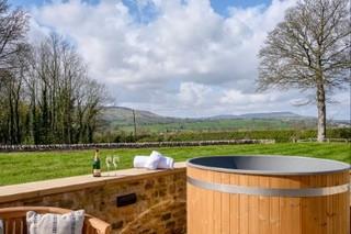 ☀️Imagine this view for your bank holiday Monday at @holidayathollins…
Blue skies, peaceful surroundings and your very own hot tub waiting for you at the end of the day.🌿🛁✨
When the sun is shining, there’s nothing better than soaking in the warm water, switching off from the world and simply relaxing outdoors.
This is what outdoor wellness is all about.🔥
#KiramiUK #HotTubLife #OutdoorWellness #LuxuryHotTub #GardenSpa #StaycationUK #BankHolidayWeekend #Relaxation #WoodFiredHotTub #OutdoorLiving #WellnessLifestyle #HolidayCottage #CountrysideEscape ☀️Imagine this view for your bank holiday Monday at @holidayathollins…
Blue skies, peaceful surroundings and your very own hot tub waiting for you at the end of the day.🌿🛁✨
When the sun is shining, there’s nothing better than soaking in the warm water, switching off from the world and simply relaxing outdoors.
This is what outdoor wellness is all about.🔥
#KiramiUK #HotTubLife #OutdoorWellness #LuxuryHotTub #GardenSpa #StaycationUK #BankHolidayWeekend #Relaxation #WoodFiredHotTub #OutdoorLiving #WellnessLifestyle #HolidayCottage #CountrysideEscape